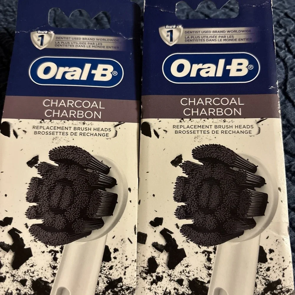 New Lot Of 2 Oral-B 3 Pks (6) Charcoal Replacement Tooth Brush Heads Whitening